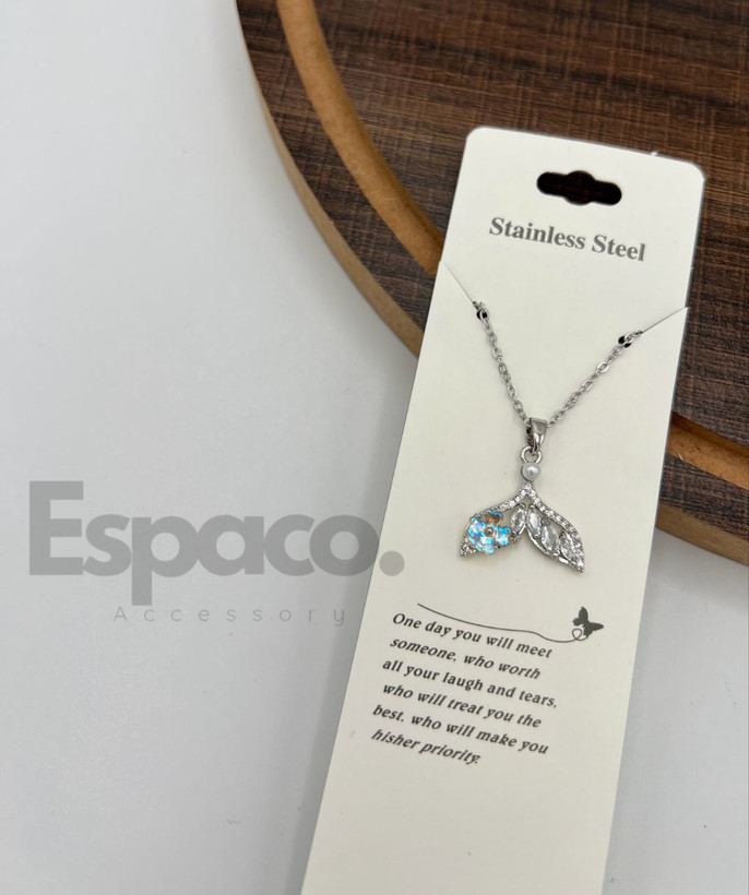 گردنبند جواهری دم وال نقره ای