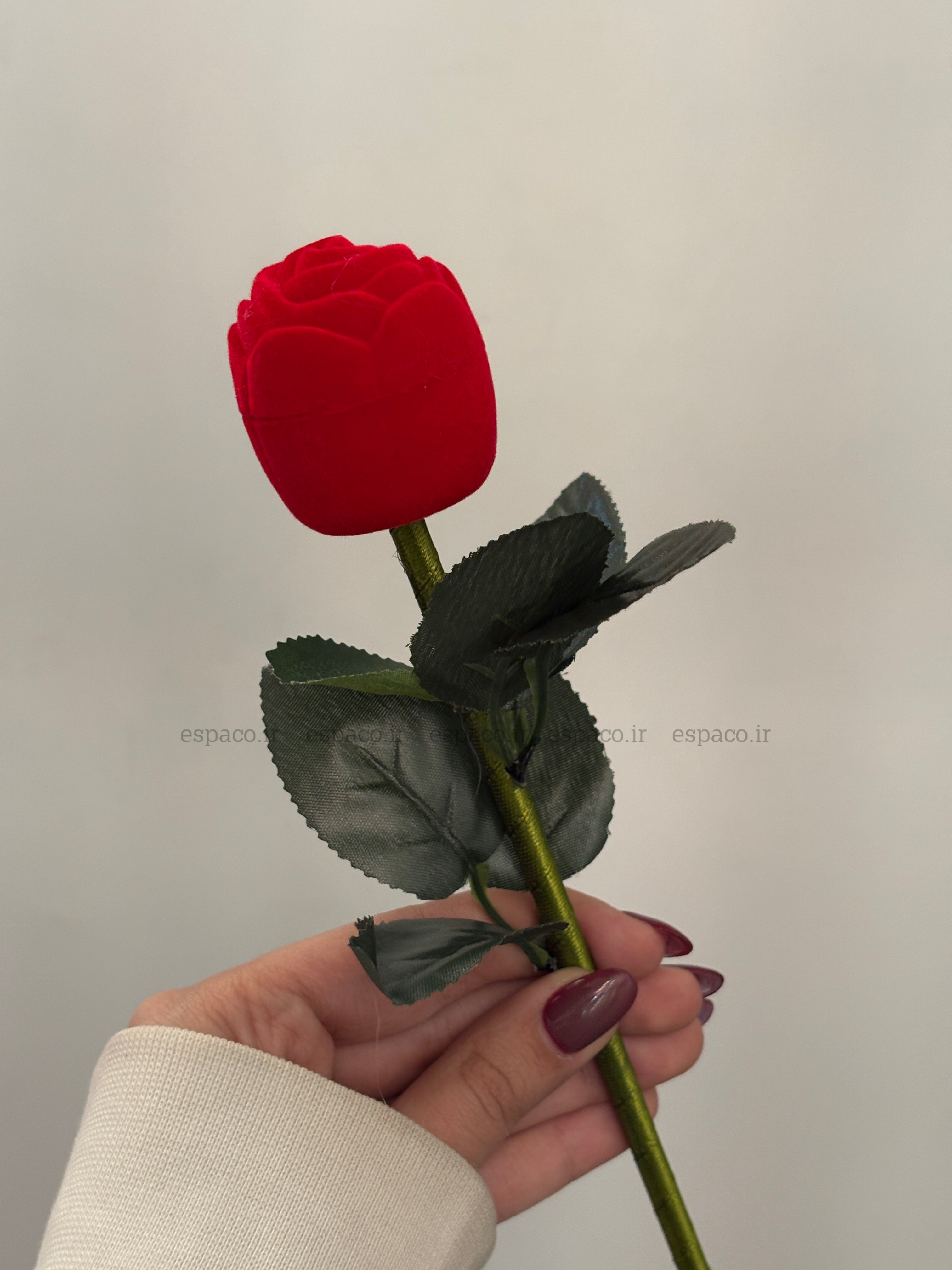 جعبه انگشتر گل رز