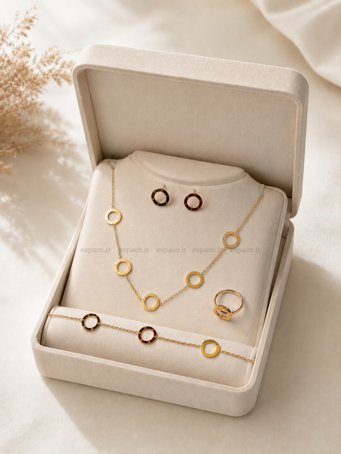 سرویس استیل لاو کارتیه کد A958